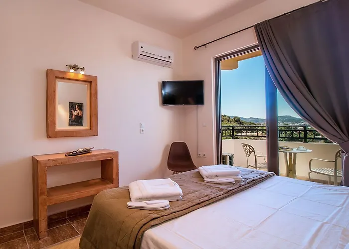 מלון דירות Casa Artemida Boutique 3*