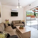 Aparthotel Casa Artemida Boutique 3*