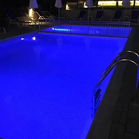 Casa Artemida Boutique 3* 法里拉基